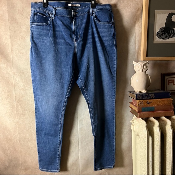 Levi’s 720 High Rise Super Skinny Jeggings Jeans 20